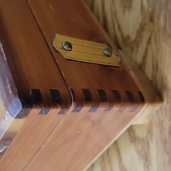 Wood Box - Picture 3 of 10